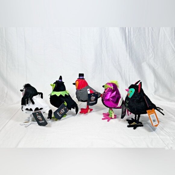 Target Hyde and EEK! 2024 Set of 5 Featherly Friends Halloween Birds - Picture 4 of 6